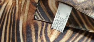 Pañuelo italiano animal print tacto seda