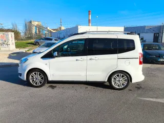 Ford Tourneo Courier 2016