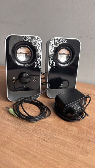 Altavoces Logitech LS11 Negro/Plata