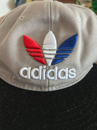 2 x1 Gorra Converse y Adidas