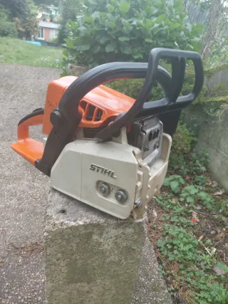 Motosierra Stihl MS 230