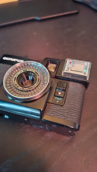 Cámara Olympus Pen EF Negra Analógica