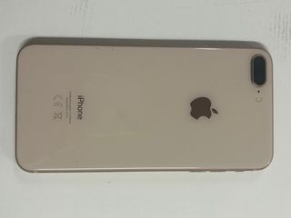 iPhone 8 Plus S + 6 custodie
