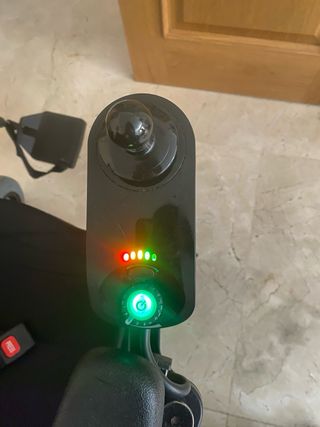 Silla de ruedas eléctrica Calabria 1