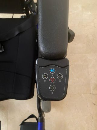 Silla de ruedas eléctrica Calabria 1