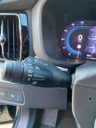 A ESTRENAR!!!!  VOLVO XC60 HIBRIDO ENCHUFABLE