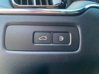 A ESTRENAR!!!!  VOLVO XC60 HIBRIDO ENCHUFABLE