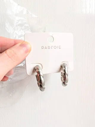Pendientes Parfois nuevos plateados