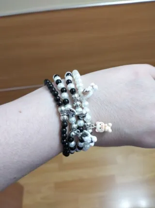 Lote 4 pulseras elásticas