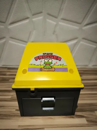 Máquina Recreativa Retro Frogger Gakken