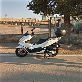 Honda PCX 125 Blanca - Pocos km