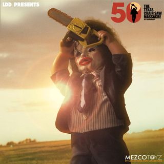 Leatherface Dx 27 cm La Matanza de Texas Mezco LDD