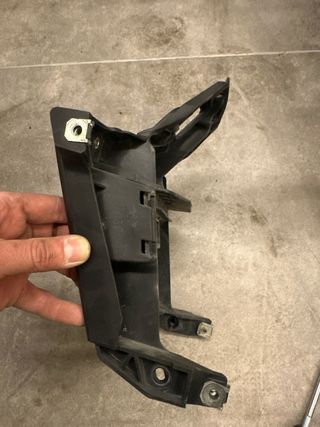 Soporte Faro BMW G 310 R