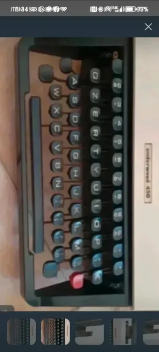 Macchina da scrivere Underwood 450