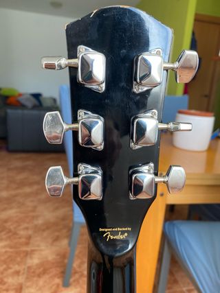 Guitarra Acústica Fender Squier SA-105CE
