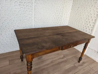 Mesa Antigua,  Roble del XlX.