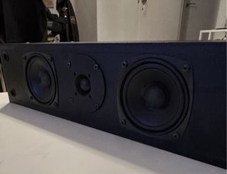 Altavoz Central Yamaha NS-C105