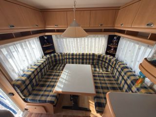 Caravana Hobby Deluxe Easy