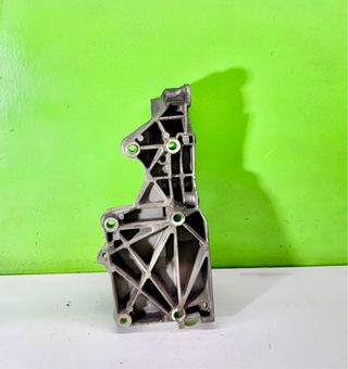 03G903143FSoporte Alternador Audi A3 8P 2.0TDI BKD