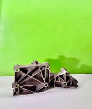 03G903143FSoporte Alternador Audi A3 8P 2.0TDI BKD