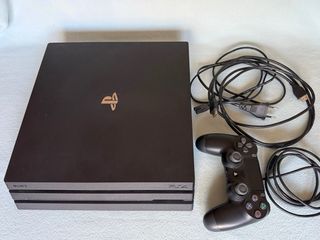 PS4 Pro (1TB) + Mando + Cables + Caja original