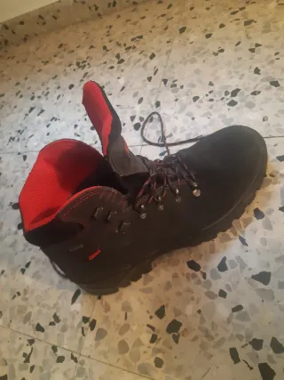 Botas Chiruca Negras y Rojas