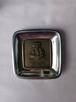 Cenicero Bazan Metal