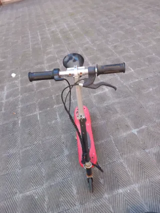 Patinete eléctrico con asiento
