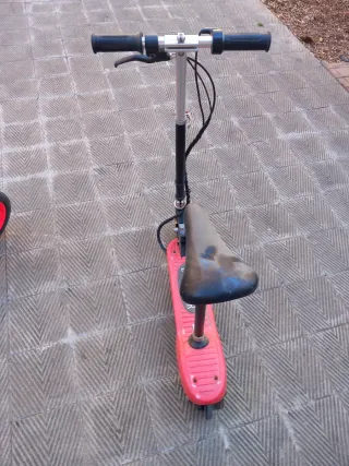 Patinete eléctrico con asiento