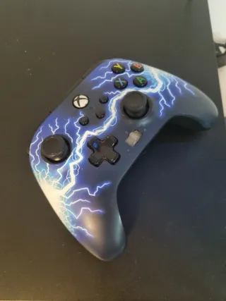 Xbox One X Negra 1TB