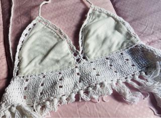 Top Crochet Blanco con Flecos