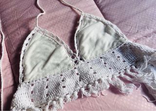 Top Crochet Blanco con Flecos