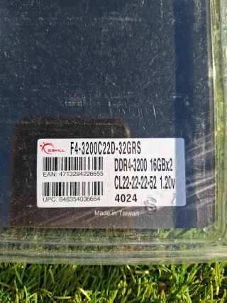 2x G.Skill Ripjaws DDR4 SO-DIMM 32GB