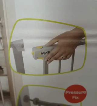 Barrera de seguridad Hauck, infantil con puerta