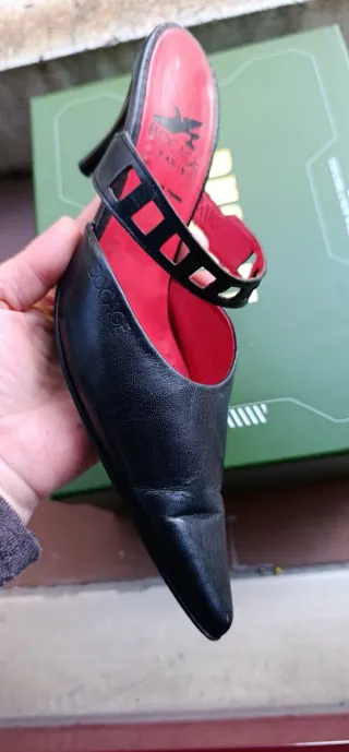 Mules Elegantes Pretas Cabedal