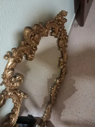 Espejo decorativo dorado barroco
