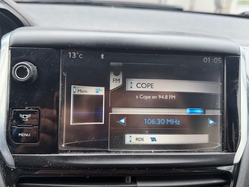 Peugeot 208 1.2 VTi Allure 3p 2014, foto 12