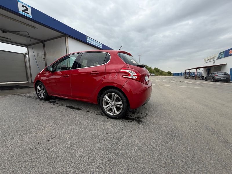 Peugeot 208 1.2 VTi Allure 3p 2014, foto 7