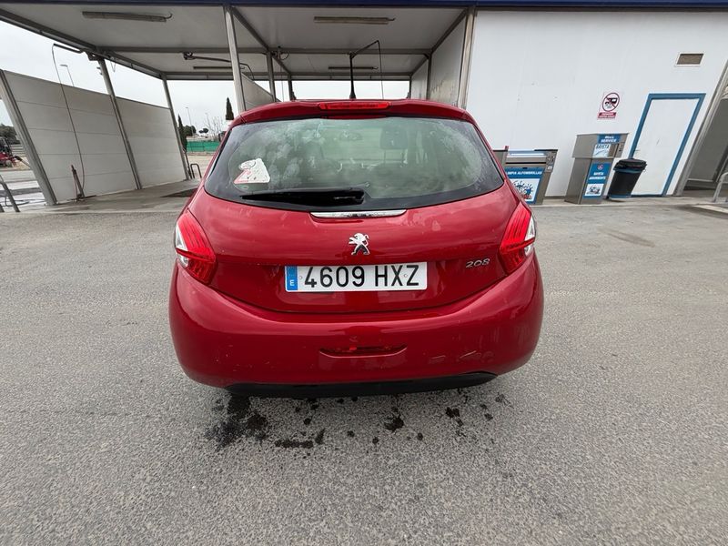 Peugeot 208 1.2 VTi Allure 3p 2014, foto 3