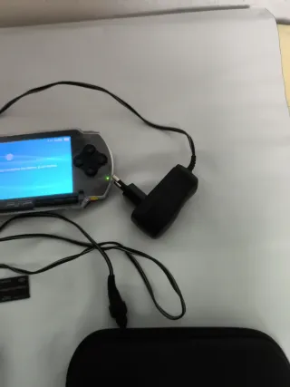 Sony PSP 1004 Negra/Plateada