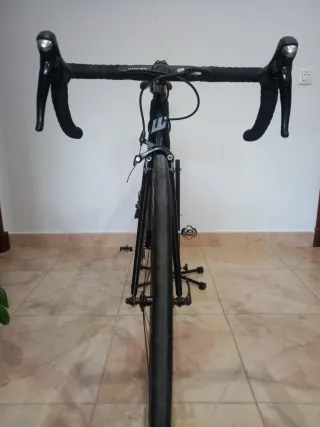 BICICLETA DE CARBONO DE CARRETERA
