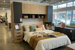 DORMITORIO PUENTE DE MATRIMONIO EXPLORA.