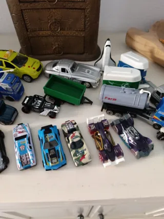 Lote Coches y Camiones con Remolque