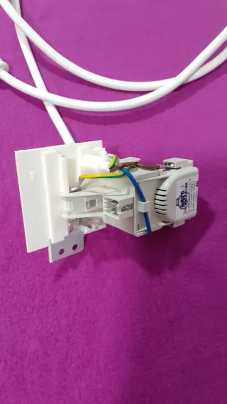 CABLE ALIMENTACIÓN LAVADORA WHIRLPOOL BIWMWG71284E