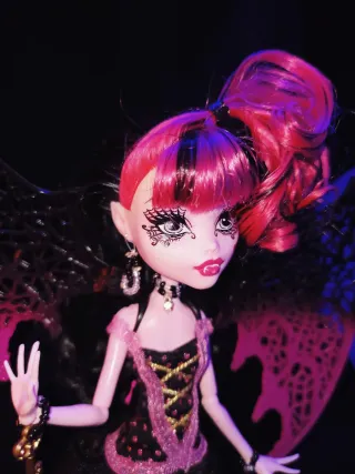 Draculaura - Monster High (2008)