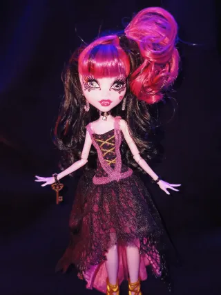 Draculaura - Monster High (2008)