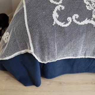 Colcha antigua red, red filet, francesa.