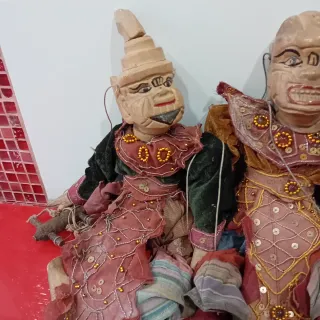 Marionetas vintage de madera