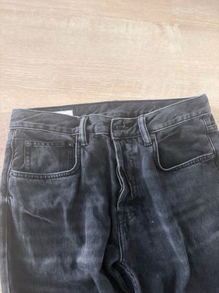 Vaqueros Zara hombre negros talla 40