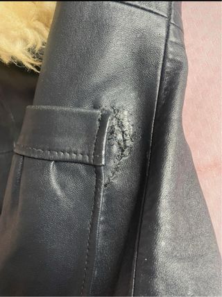 Blazer de piel auténtica con cuello de pelo